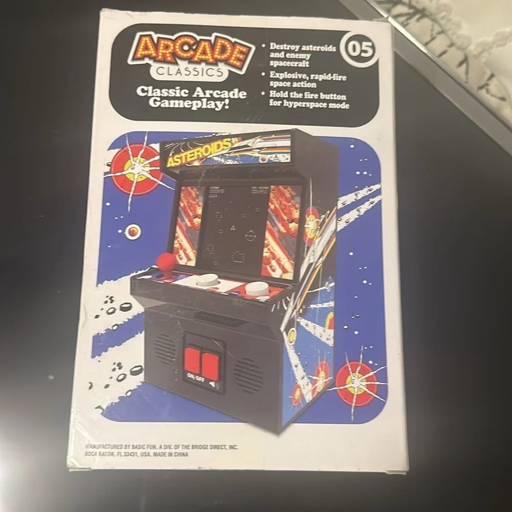 Arcade Classics Asteroids hand held arcade game NIB